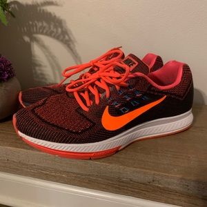 Men’s Nike shoes size 10.5